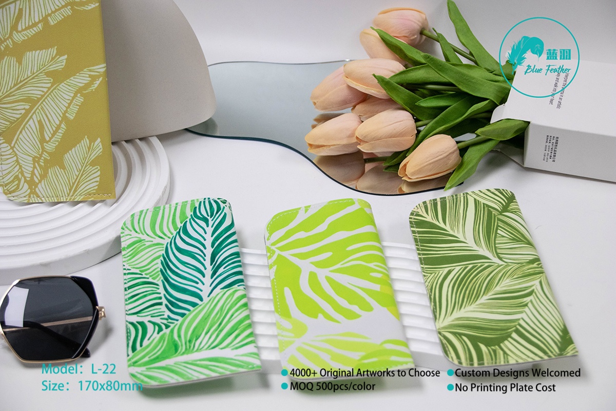 Protective Leather Spectacle Pouch with Botanical Leaf Pattern Design